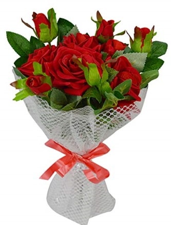 9 adet kırmızı gülden sade şık buket  Denizli hediye sevgilime hediye çiçek 